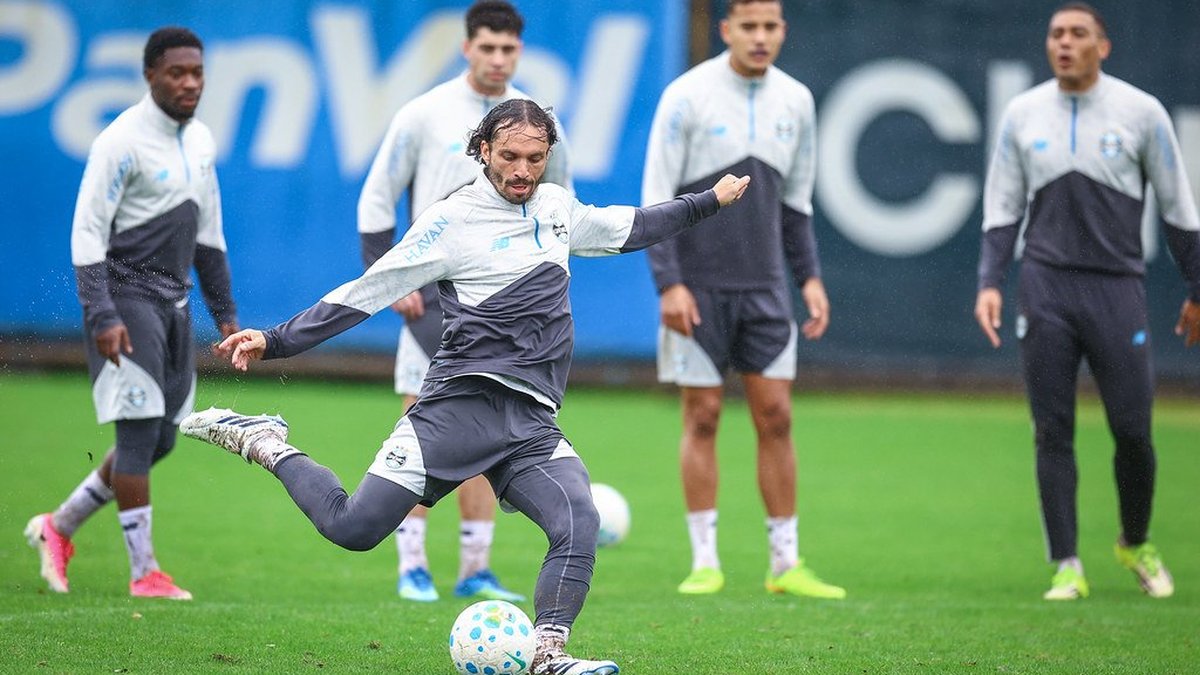 Grêmio busca primeira vitória fora de casa no Brasileirão contra o Atlético-MG