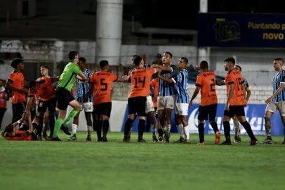 Ijuí, RS, Brasil, 28/02/2024 - Recopa Gaúcha entre São Luiz vs Grêmio, no Estádio 19 de Outubro. - Foto: Jefferson Botega/Agência RBS<!-- NICAID(15692427) -->