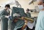 Paciente toca saxofone durante cirurgia no cérebro; veja vídeo