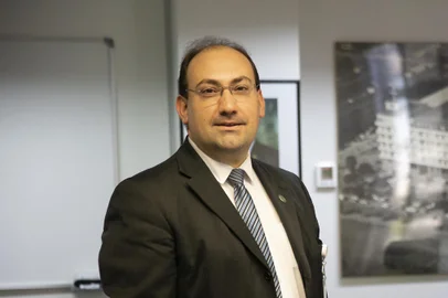 PORTO ALEGRE, RS, BRASIL - Cláudio Oliveira, novo Diretor Presidente do Grupo Hospitalar Conceição. (Foto: Jefferson Botega/Agencia RBS)Indexador: Jeff Botega<!-- NICAID(14502591) -->