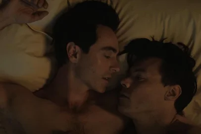 Cena do filme My Policeman, do Amazon Prime Video, com David Dawson e Harry Styles.<!-- NICAID(15200653) -->