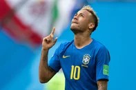 SÃO PETESBURGO, RÚSSIA, 22.06.2018. Brasil venceu a Costa Rica por 2 a 0 em partida válida pela segunda rodada do Grupo E.Na foto, detalhe das meias do Neymar.Indexador: Pedro Martins<!-- NICAID(13612342) -->