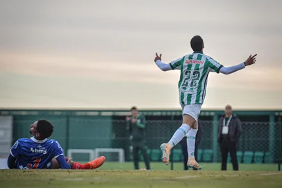 Juventude x Bahia pelo Brasileirão Sub-20 2026.<!-- NICAID(16303725) -->