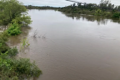 Fotos da cheia do Rio Ibirapuitã, em Alegrete, na Fronteira Oeste<!-- NICAID(15535722) -->