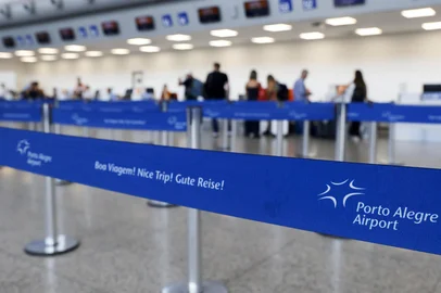 PORTO ALEGRE, RS ,BRASIL, 27.02.2025: Retomada do Aeroporto Internacional Salgado Filho na capital. Foto: Camila Hermes/Agencia RBS<!-- NICAID(15985489) -->