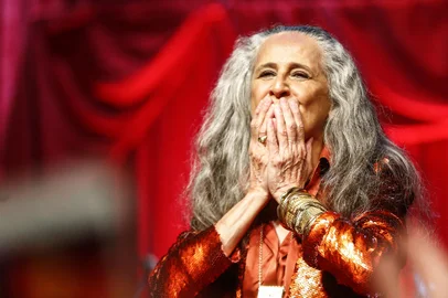 PORTO ALEGRE, RS, BRASIL - 05/11/2019Maria Bethânia apresenta seu show Claros Breus no Salão de Atos da PUC. Ao fim da apresentação, a artista recebeu o prêmio Mérito Cultural 2019.<!-- NICAID(14315768) -->