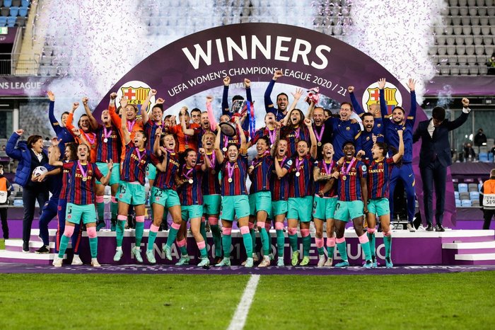 Divulgação / @FCBfemeni Divulgação / @FCBfemeni