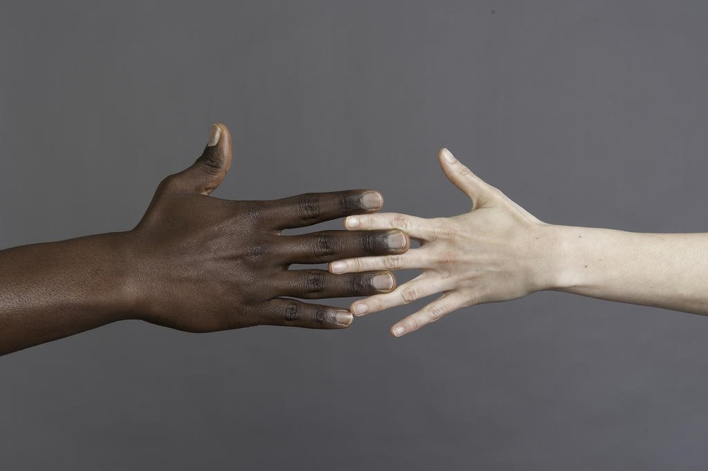 Por que é tão difícil falar sobre racismo com pessoas brancas ...