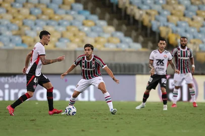 Fluminense e Vitória empatam pelo Brasileirão<!-- NICAID(16020807) -->