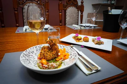 Tasco Restaurante em o Fundo oferece experiencia às cegas<!-- NICAID(15784144) -->