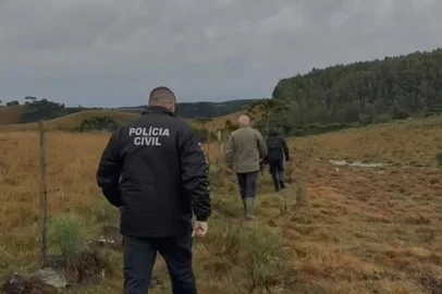 Após réu confessar assassinato de caminhoneiro desaparecido em Bom Jesus, polícia faz buscas e encontro fragmento de osso<!-- NICAID(16336276) -->