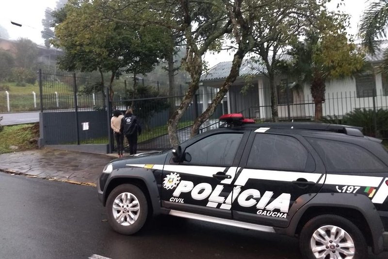 Operação Casarão cumpre 12 mandados de prisão em Flores da Cunha.<!-- NICAID(14821763) -->