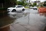 Chuva intensa provoca alagamentos e falta de luz e água em Porto Alegre nesta sexta