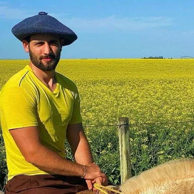 No "BBB 24", Matteus usa boina, acessório tipicamente gaúcho.<!-- NICAID(15655709) -->