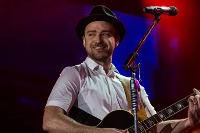 American Justin Timberlake performs during the Rock in Rio music festival in Rio de Janeiro, Brazil, on September 16, 2013.    AFP PHOTO / YASUYOSHI CHIBA   --   RESTRICTED TO EDITORIAL USE<!-- NICAID(9801489) -->