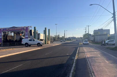 Mulher morre em meio a troca de tiros na zona sul de Porto Alegre <!-- NICAID(15915117) -->