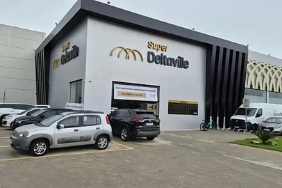 Super Daki, Deltaville, Santa Catarina, Biguaçu<!-- NICAID(15934783) -->