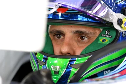 687715231Williams' Brazilian driver Felipe Massa is seen during the Brazilian Formula One Grand Prix practice session, at the Interlagos circuit in Sao Paulo, Brazil on November 10, 2017.  / AFP PHOTO / EVARISTO SAEditoria: SPOLocal: Sao PauloIndexador: EVARISTO SASecao: motor racingFonte: AFPFotógrafo: STF<!-- NICAID(13261113) -->
