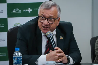 Reunião no Grupo Hospitalar Conceição, com presidente Gilberto Barichello<!-- NICAID(16046290) -->