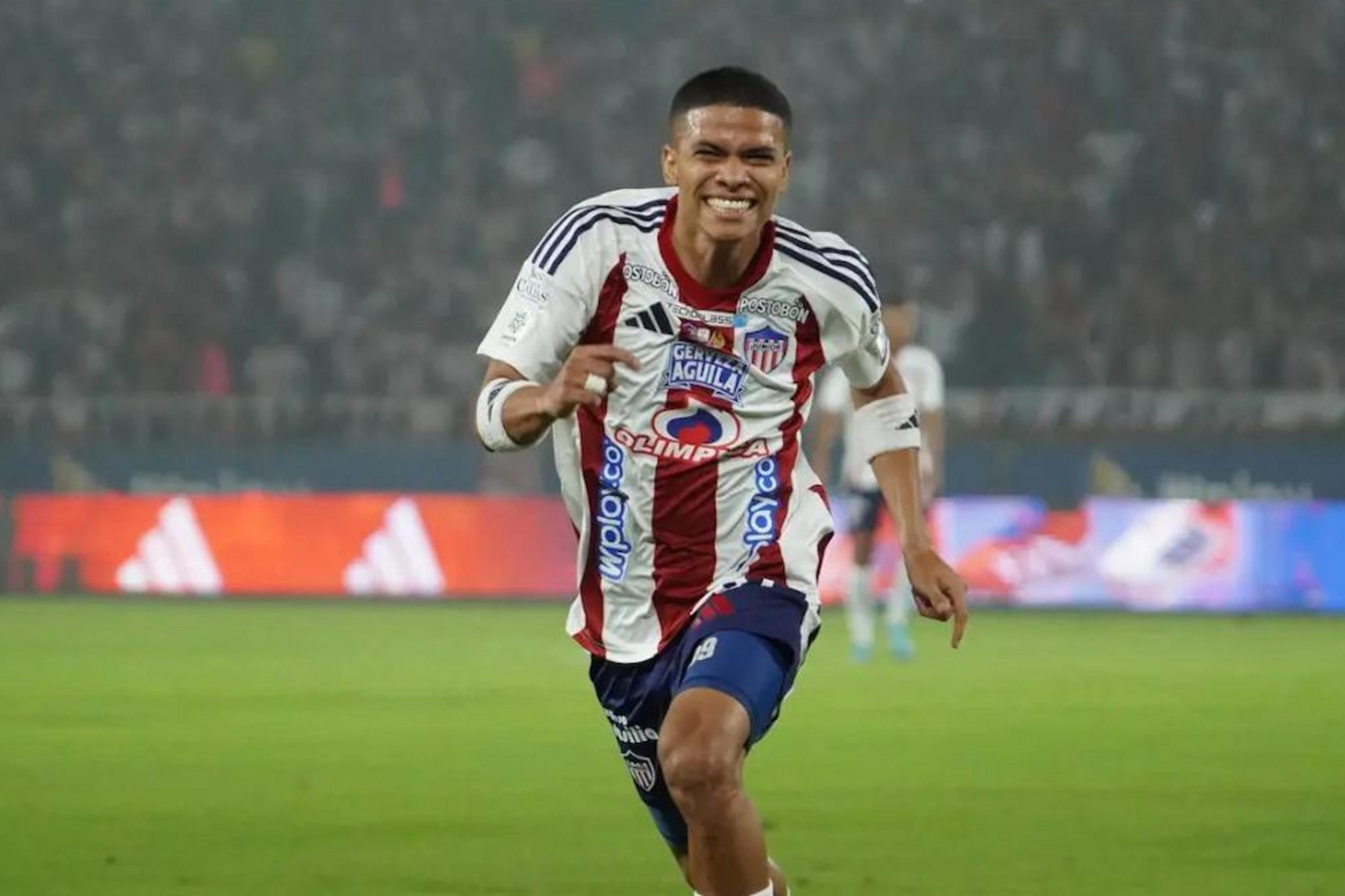 Gr&ecirc;mio prepara nova oferta por Enamorado