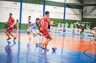Passo Fundo futsal aplica sua maior goleada na série Ouro de futsal<!-- NICAID(16339255) -->