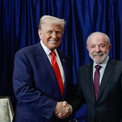 Trump e Lula<!-- NICAID(16154138) -->