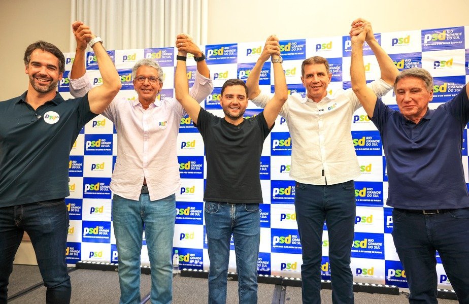 Em ato de filia&ccedil;&atilde;o de lideran&ccedil;as, Kassab mant&eacute;m mist&eacute;rio sobre candidatura do PSD &agrave; Presid&ecirc;ncia