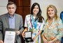 Maria Eduarda Stumpf recebe a medalha Monumento Nacional ao Imigrante
