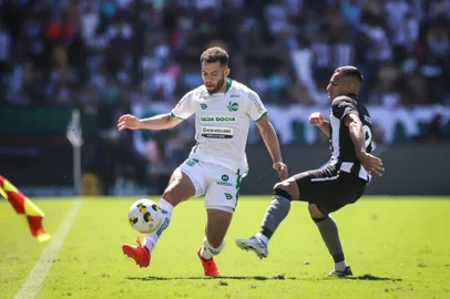 confronto é válido pela quarta rodada do Brasileirão e acontece no estádio nilton santos.<!-- NICAID(15083093) -->