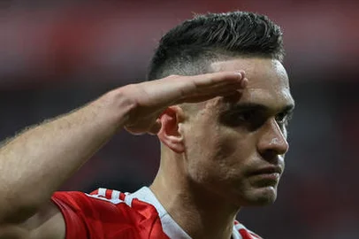 PORTO ALEGRE, RS, BRASIL - 19-10-2025: Internacional enfrenta o Sport Recife pela 29ª rodada do Campeonato Brasileiro, no Estádio Beira-Rio. Foto: Renan Mattos/Agência RBS.Na imagem, Borré comemora o primeiro gol da partida, pelo time colorado.<!-- NICAID(16149578) -->