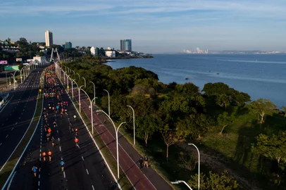 PORTO ALEGRE, RS, BRASIL - 2023.06.04 - 38ª Maratona Internacional de Porto Alegre. Vencedores: Vestus Cheboi, queniano e Marlei Willers, brasileira. (Foto: André Ávila/ Agência RBS)<!-- NICAID(15447013) -->
