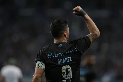 PORTO ALEGRE, RS, BRASIL, 04/11/2023-  Grêmio x Bahia: jogo válido, pela 32ª rodada do Brasileirão. Foto: Mateus Bruxel / Agência RBS<!-- NICAID(15588373) -->