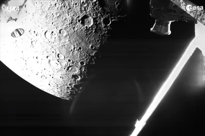 Aeronave BepiColombo em Mercúrio<!-- NICAID(14904810) -->