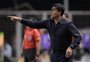 Ex-jogador gaúcho relembra como foi ter sido treinado por Quinteros, novo técnico do Grêmio: "Bom domínio do vestiário"