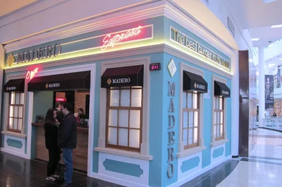 Madero Express<!-- NICAID(8548362) -->
