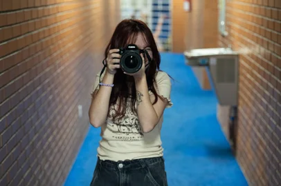 Estão abertas, até o dia 22 de março, as inscrições para os cursos do LABmais, iniciativa do Sesc Caxias do Sul que promove formação cultural gratuita para jovens de 15 a 29 anos, neste primeiro semestre. As atividades ocorrem de 6 de abril a 2 de julho, nos turnos da tarde e da noite, na unidade do Sesc (Rua Moreira César, 2462). As aulas de Produção Musical serão realizadas no Senac Caxias do Sul (Av. Júlio de Castilhos, 3638).<!-- NICAID(16236285) -->