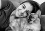 Os gatos também amam! Saiba 10 sinais que deixam claro que seu pet não vive longe de você