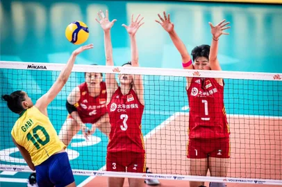 Gabi, vôlei