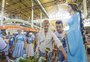 Prefeita em exercício, Betina Worm participa de cortejo de homenagem a Iemanjá no Mercado Público