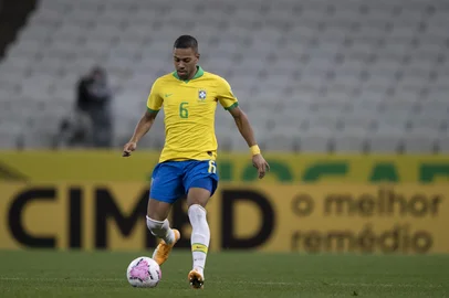 O lateral-esquerdo Renan Lodi em jogo da Seleção Brasileira contra a Bolívia na Neo Química Arena, em São Paulo, válido pela 1ª rodada das Eliminatórias para a Copa do Mundo de 2022, no Catar.<!-- NICAID(14614222) -->