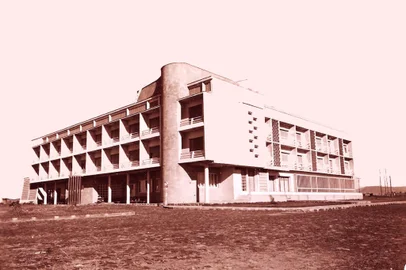 Hotel Atlântida, que ficava na Avenida Central do balneário<!-- NICAID(15953735) -->