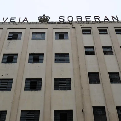 CAXIAS DO SUL, RS, BRASIL, 11/07/2023. Compahc (Conselho Municipal do Patrimônio Histórico e Cultural) analisa pedido de demolição dos prédios do antigo Moinhos Corsetti, na Os Dezoito do Forte com Garibaldi. (Porthus Junior/Agência RBS)<!-- NICAID(15479615) -->