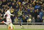 Torcedor cai de arquibancada durante jogo do Inter pela Copa Sul-Americana