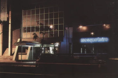 Churrascaria Mosquereiro localizada na Avenida Doutor Barbosa.<!-- NICAID(14134746) -->
