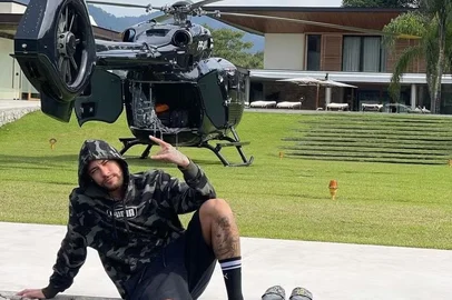 Helicóptero de Neymar está com restrição de voo na Anac