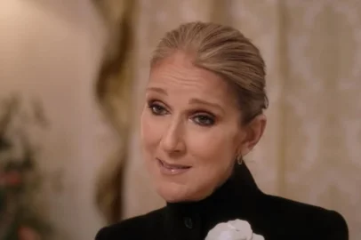 Céline Dion no filme O Amor Mandou Mensagem (2023) - Love Again, com Sam Heughan e Priyanka Chopra.<!-- NICAID(15629857) -->