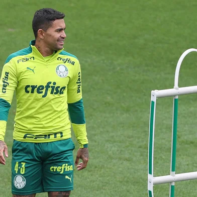O jogador Dudu, da SE Palmeiras, durante treinamento, na Academia de Futebol. (Foto: Cesar Greco / Palmeiras / Divulgação)Indexador: Cesar Greco<!-- NICAID(14919486) -->