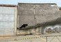 Muro de centro de triagem de presos cede durante o temporal e atinge casas na zona leste de Porto Alegre