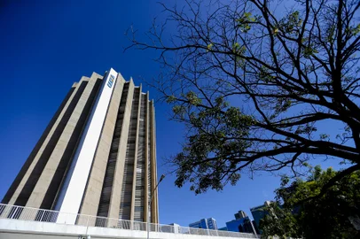 Edificio sede da Caixa EconÃ´mica Federal.  (Foto: Marcelo Camargo/AgÃªncia Brasil)<!-- NICAID(15239201) -->