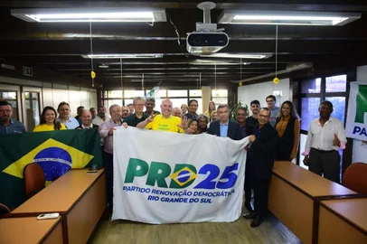 Ato de filiação do vereador de Caxias do Sul, Lucas Diel, ao PRD.<!-- NICAID(15715710) -->
